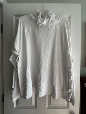 Coolibar Size XXL Coral white Arabella Long Sleeve Hoodie UPF 50+ Lightweight